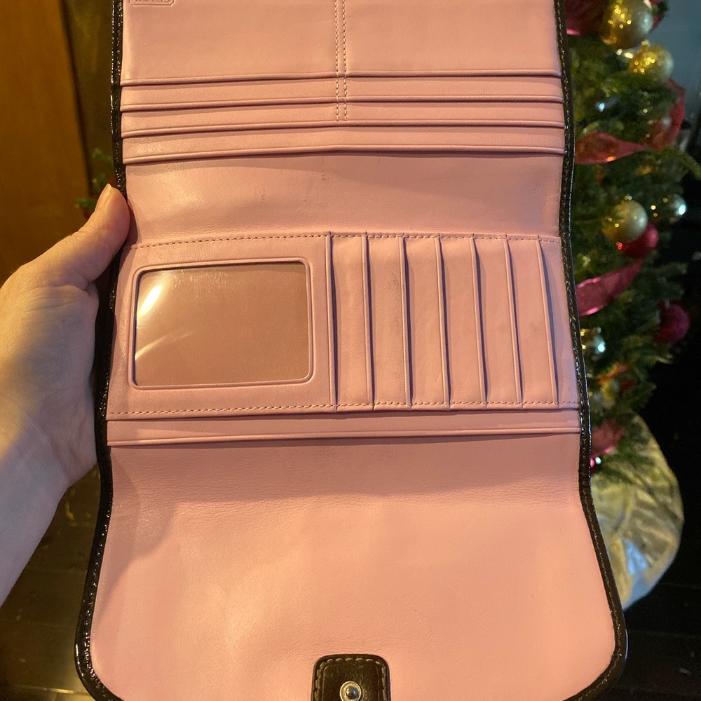 Authentic Coach wallet - Picture 3 of 3